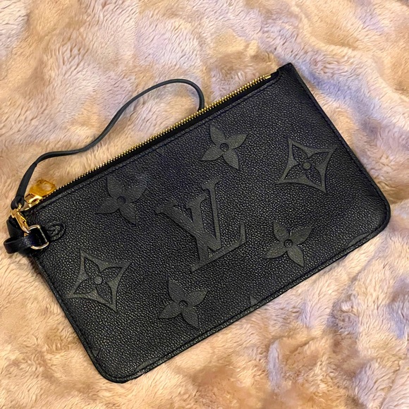 Louis Vuitton Neverfull Empreinte Pochette - Picture 1 of 9
